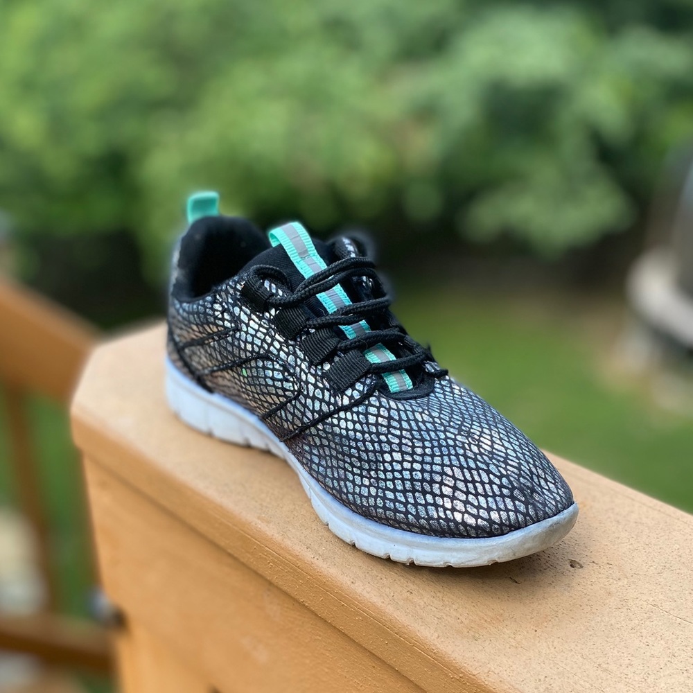 Snakeskin print sneakers by Justice -Sz 2